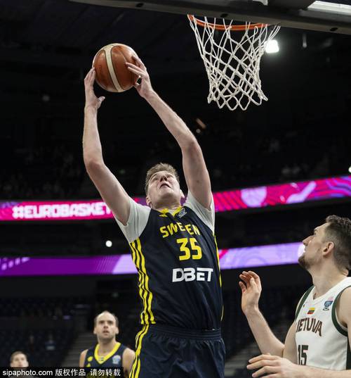 瓦兰丘纳斯是哪国人，瓦兰丘纳斯防守什么水平