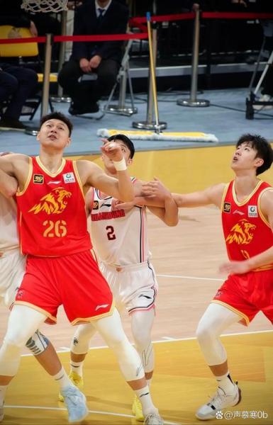 怎么看cba现场比赛?cba球赛在哪看?