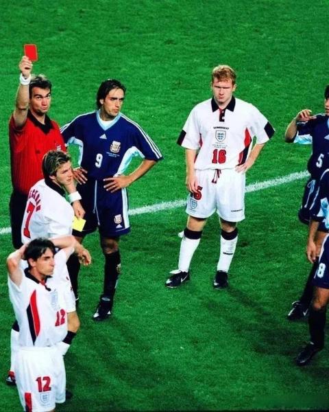 1998年世界杯决赛是哪天，1998年世界杯决赛谁进球