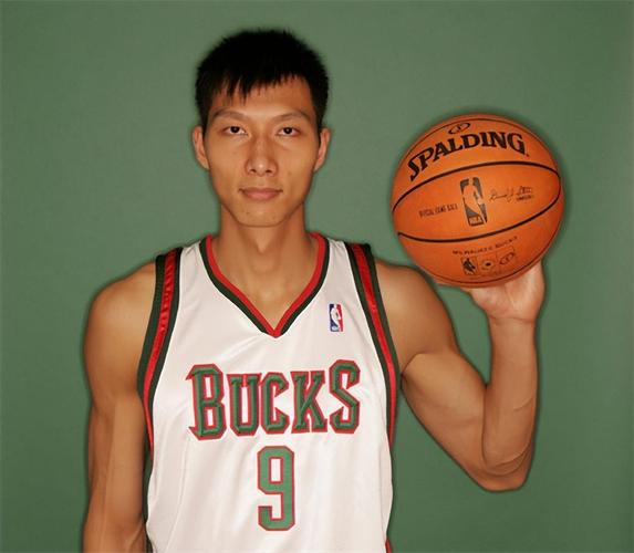 易建联在nba砍下最高分？易建联在nba生涯总得分？
